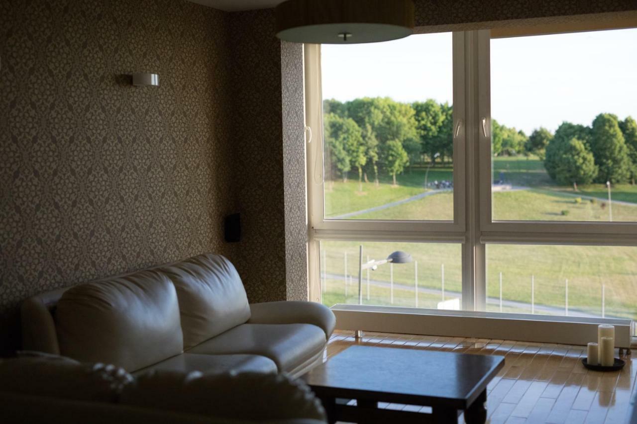 Cozy Apartment With A Wonderful Lake View Telšiai Eksteriør bilde